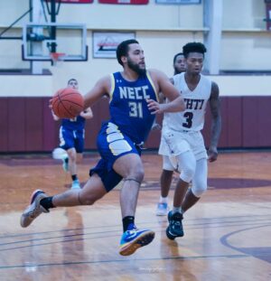 Reynoso 21 points lift the Knights a victory on opening night